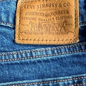 Levi's Classic Indigo women’s Jeans
